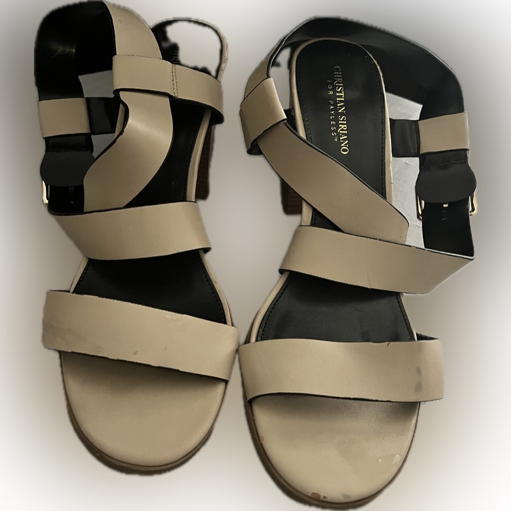 Christian Siriano Beige Strappy Sandals - Picture 4 of 7
